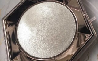 fenty beauty diamond bomb how many carats open