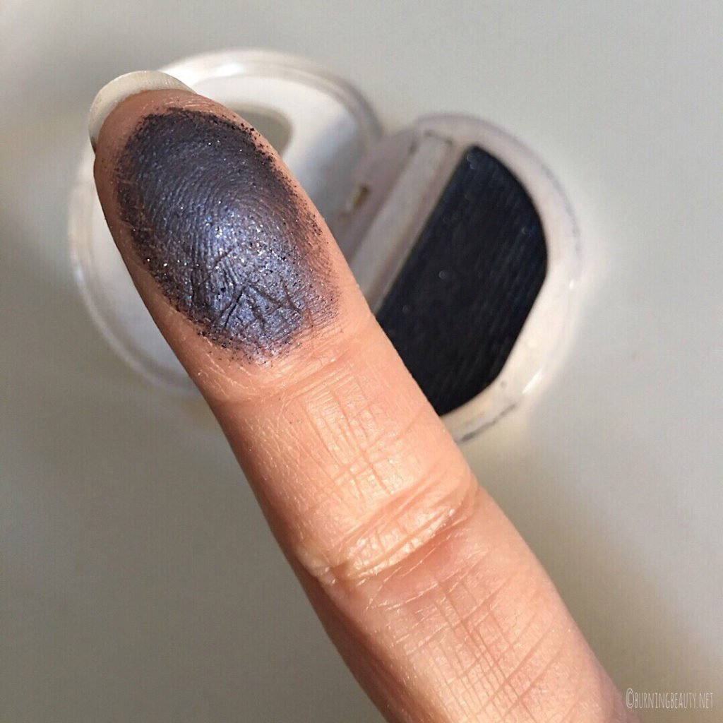 collistar talismano blu 31 finger swatch