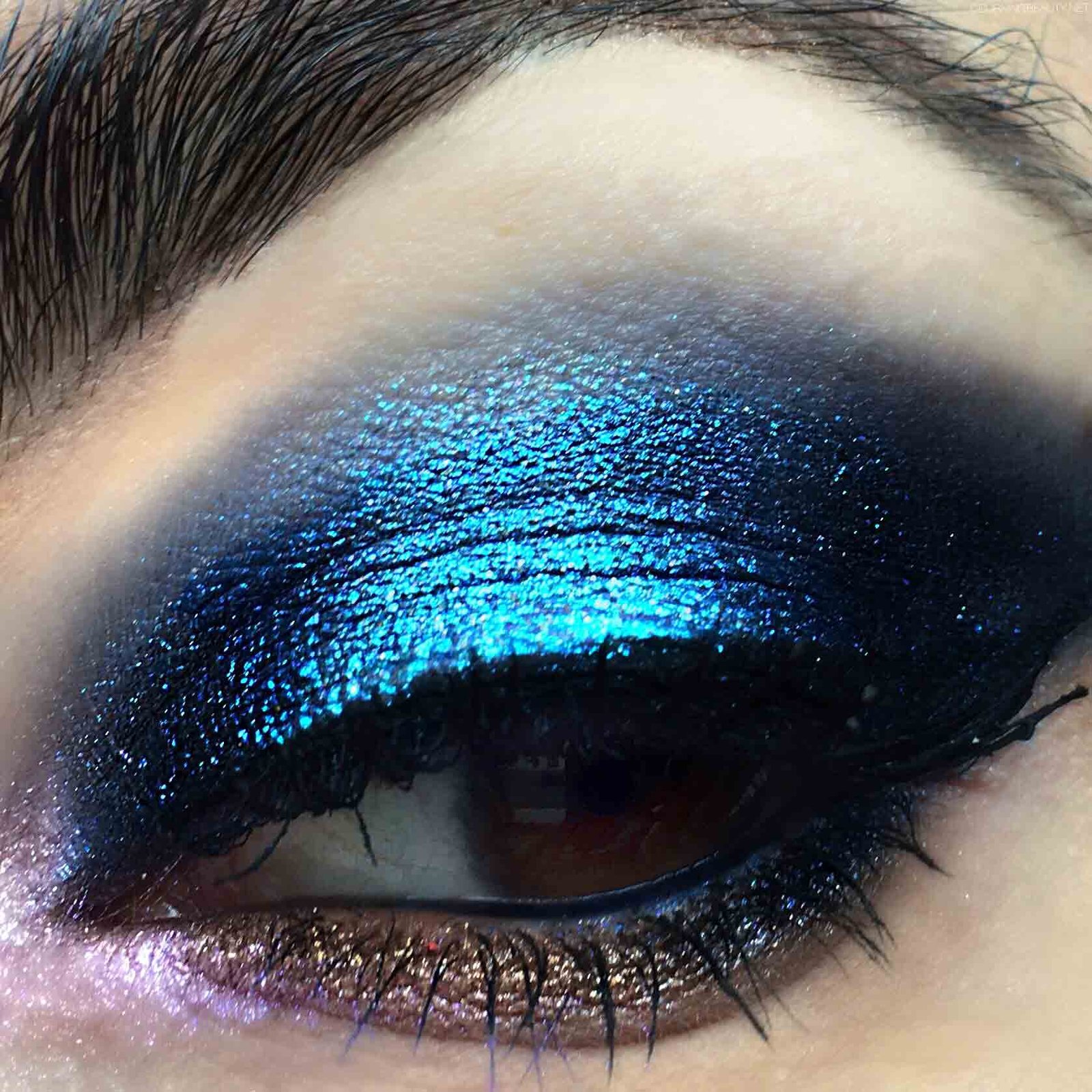 mulac unconnected palette look