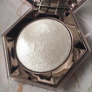 fenty beauty diamond bomb how many carats open