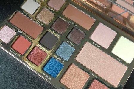 bh cosmetics desert oasis palette open