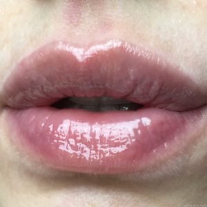 mulac unconnected psygloss blu swatch